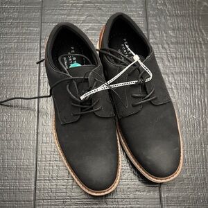 Perry Ellis Men's Black Oxfords with Tan Sole